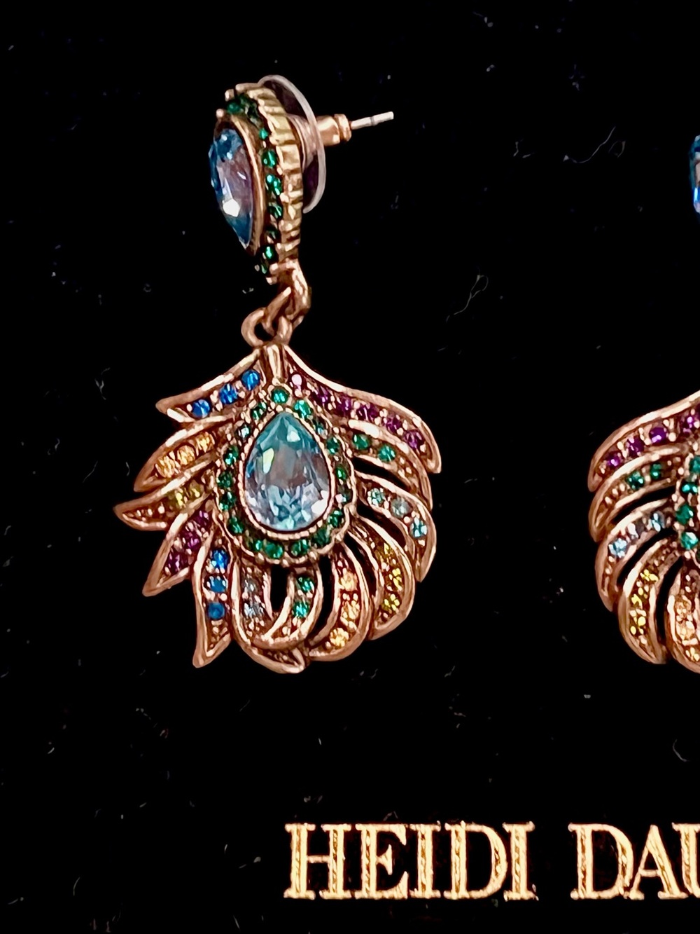 NWT Heidi Daus Pretty As A Peacock Crystal Feather Earrings - Picture 5 of 16